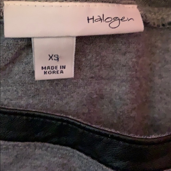 Halogen 3/4 length sleeve vegan leather trim tee - Picture 7 of 9